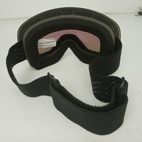 Custom anti fog UV400 ski goggles with interchangea lenns